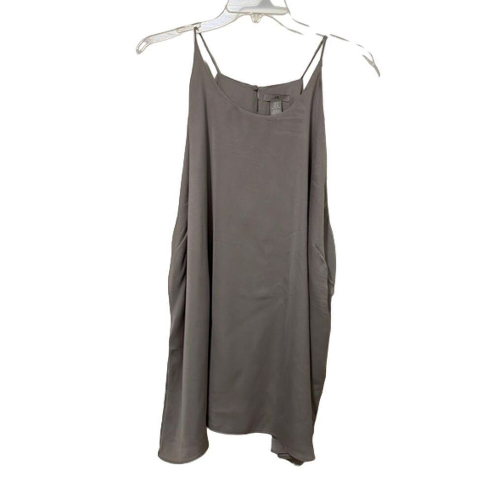 H&M Gray Satin Sleeveless Blouse Womens Size Extra Large XL Flowy Minimalist